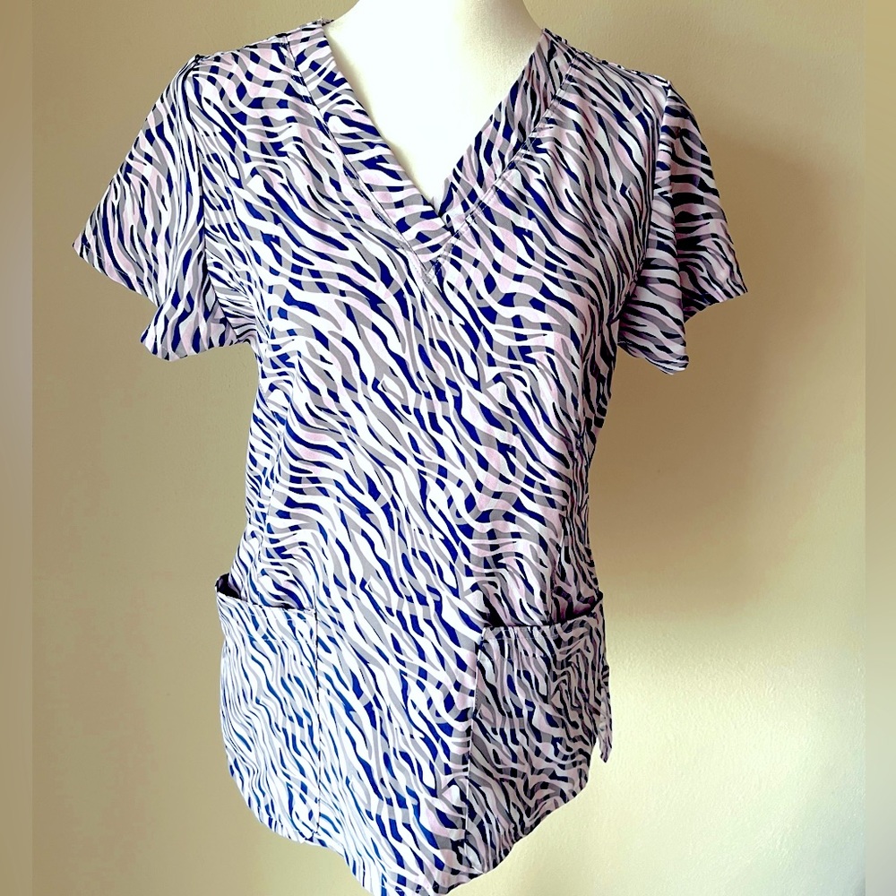 Women’s XS Prints by Maevn Scrub Top